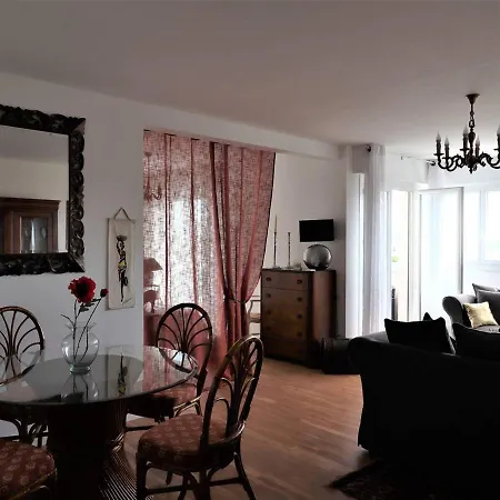 Apartment Lumineux 3p A - Centre-ville, Proche Marche - 4 Pers, Parking - Non Fumeur, Pas D'animaux - Fr-1-738-27 *